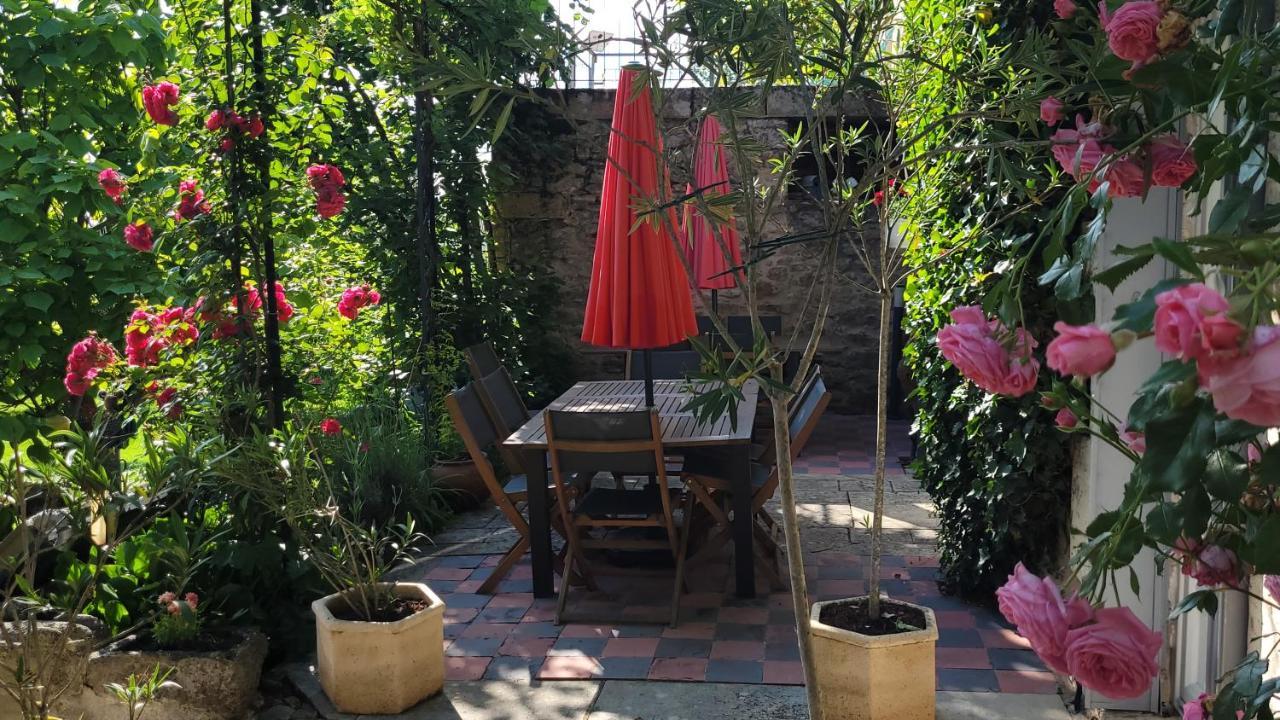 Bed and Breakfast Relais De La Renaissance Saint-Michel-de-Montaigne Zewnętrze zdjęcie